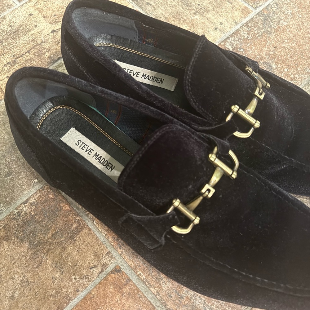 Steve Madden Black Velvet Loafers Delray